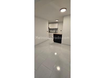 Apartamento de 3 alcobas en venta en Loma De Los Bernal, Medellín, 84 m² · foto 8 de 18