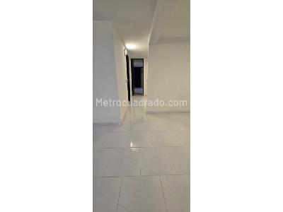 Apartamento de 3 alcobas en venta en Loma De Los Bernal, Medellín, 84 m² · foto 9 de 18