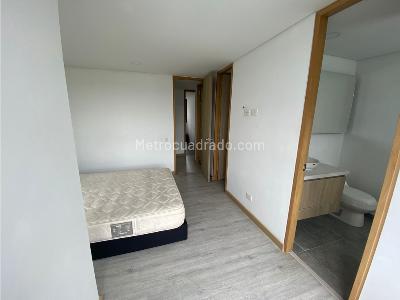 Apartamento de 3 alcobas en venta en El Poblado, Medellín, 95 m² · foto 12 de 19