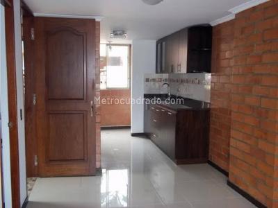 Casa de 3 alcobas en venta en La Mota, Medellín, 95 m² · foto 2 de 14