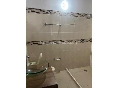Casa de 5 alcobas en venta en Belen Rosales, Medellín, 219 m² · foto 13 de 16
