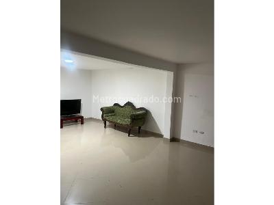 Casa de 5 alcobas en venta en Belen Rosales, Medellín, 219 m² · foto 3 de 16