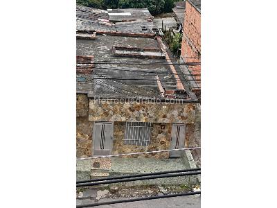 Casa de 3 alcobas en venta en Suramerica, Itagüí, 789 m² · foto 4 de 4