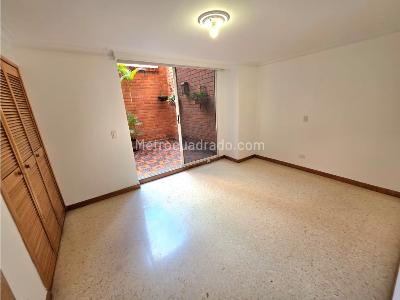 Apartamento en venta en Laureles, Medellín · foto 14 de 20