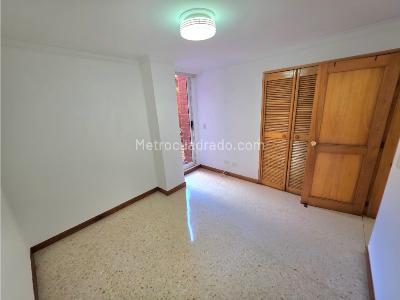 Apartamento en venta en Laureles, Medellín · foto 20 de 20