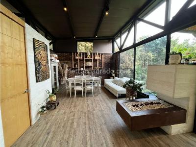Casa en arriendo en Loma Del Escobero, Envigado · foto 3 de 18