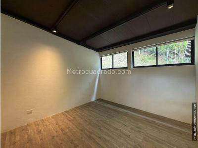 Casa en arriendo en Loma Del Escobero, Envigado · foto 12 de 18