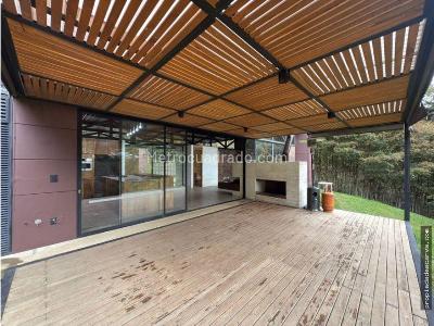 Casa en arriendo en Loma Del Escobero, Envigado · foto 15 de 18