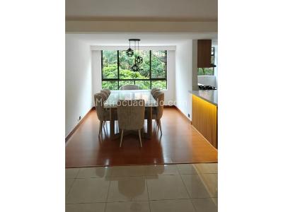 Apartamento de 3 alcobas en venta en Las Lomas, Medellín, 151 m² · foto 3 de 15