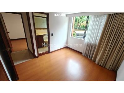 Apartamento de 3 alcobas en venta en Las Lomas, Medellín, 151 m² · foto 7 de 15