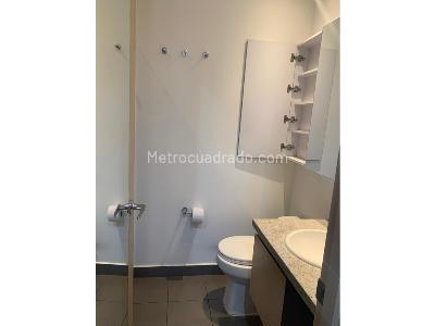 Apartamento de 3 alcobas en venta en El Poblado, Medellín, 104 m² · foto 9 de 16