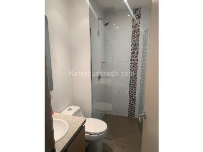 Apartamento de 3 alcobas en venta en El Poblado, Medellín, 104 m² · foto 14 de 16