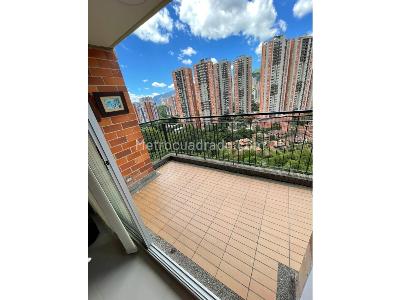 Apartamento de 3 alcobas en venta en San Remo, Sabaneta, 72 m² · foto 2 de 13