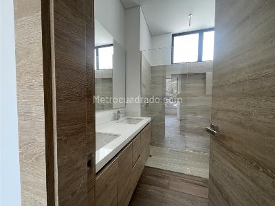 Apartamento de 2 alcobas en venta en El Escobero, Envigado, 85 m² · foto 15 de 20