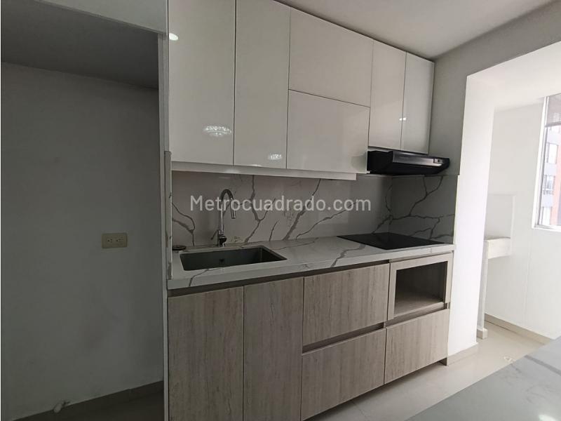 Piso – Medellín, San Germán, Robledo - Más