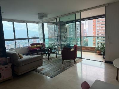Apartamento de 3 alcobas en venta en El Poblado, Medellín, 150 m² · foto 3 de 20