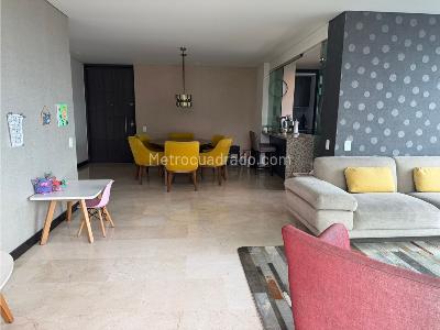 Apartamento de 3 alcobas en venta en El Poblado, Medellín, 150 m² · foto 10 de 20
