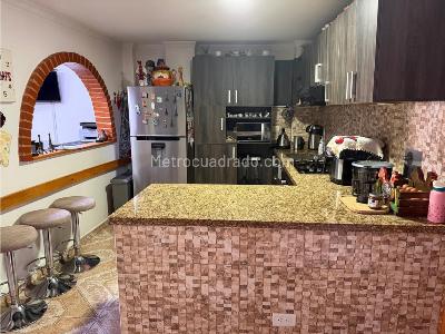 Apartamento en venta en Santa Maria, Itagüí · foto 3 de 12