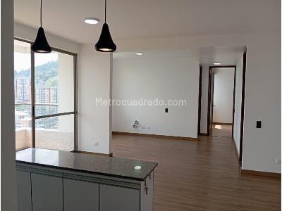 Apartamento en venta en Loma Del Barro, Envigado · foto 2 de 18
