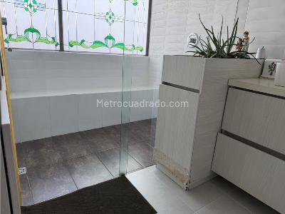 Apartamento de 4 alcobas en venta en Los Balsos Poblado, Medellín, 271 m² · foto 14 de 20