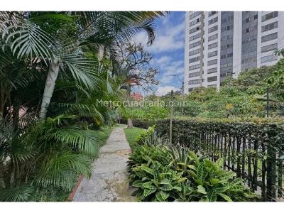 Apartamento en venta en El Poblado, Medellín · foto 2 de 20