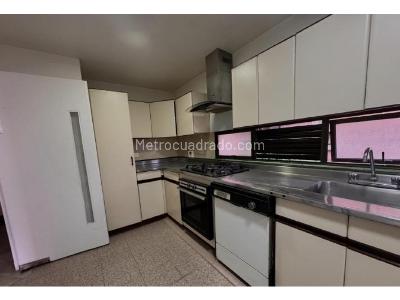 Apartamento en venta en El Poblado, Medellín · foto 18 de 20