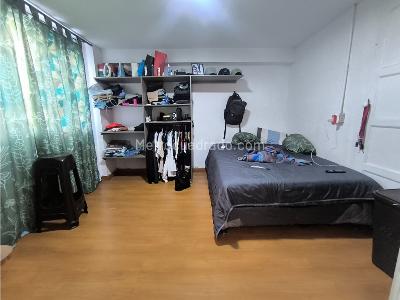 Casa de 4 alcobas en venta en Laureles, Medellín, 336 m² · foto 2 de 11