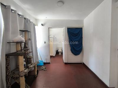 Casa de 4 alcobas en venta en Laureles, Medellín, 336 m² · foto 11 de 11