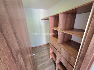 Apartamento de 2 alcobas en venta en Mayorca, Envigado, 75 m² · foto 8 de 12
