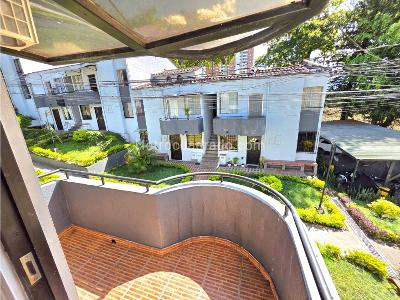 Casa en venta en Viviendas Del Sur, Itagüí · foto 2 de 12
