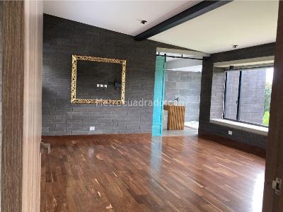 Casa de 3 alcobas en venta en Loma Del Escobero, Envigado · foto 20 de 20