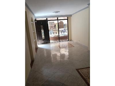 Casa de 4 alcobas en venta en Cabañas, Bello, 120 m² · foto 2 de 4