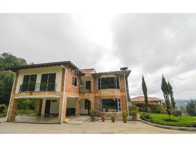 Casa de 5 alcobas en venta en Envigado, Medellín, 350 m² · foto 6 de 18