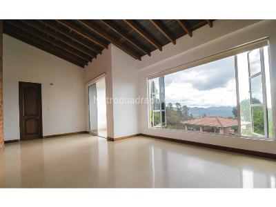 Casa de 5 alcobas en venta en Envigado, Medellín, 350 m² · foto 7 de 18