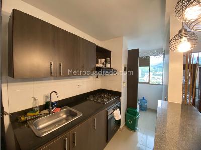 Apartamento de 3 alcobas en venta en Autopista Norte, Bello, 68 m² · foto 3 de 15