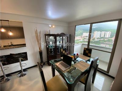Apartamento de 3 alcobas en venta en Autopista Norte, Bello, 68 m² · foto 4 de 15