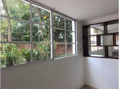 Casa de 4 alcobas en venta en La Mota, Medellín, 180 m² · foto 2 de 20