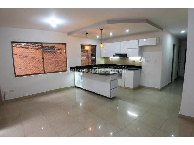 Apartamento de 3 alcobas en venta en Aves Maria, Sabaneta, 71 m² · foto 5 de 20