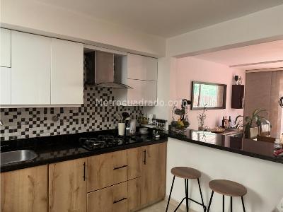 Casa de 3 alcobas en venta en Cumbres, Envigado, 146 m² · foto 8 de 20