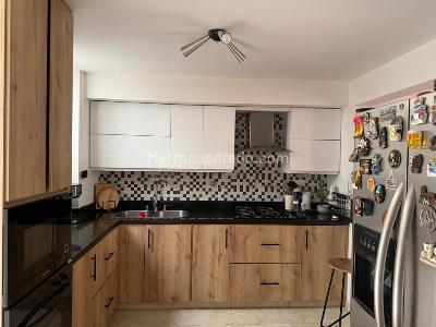 Casa de 3 alcobas en venta en Cumbres, Envigado, 146 m² · foto 9 de 20