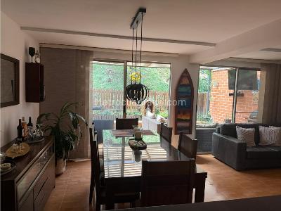 Casa de 3 alcobas en venta en Cumbres, Envigado, 146 m² · foto 11 de 20