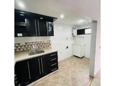 Apartamento en venta en Robledo, Medellín · foto 2 de 19