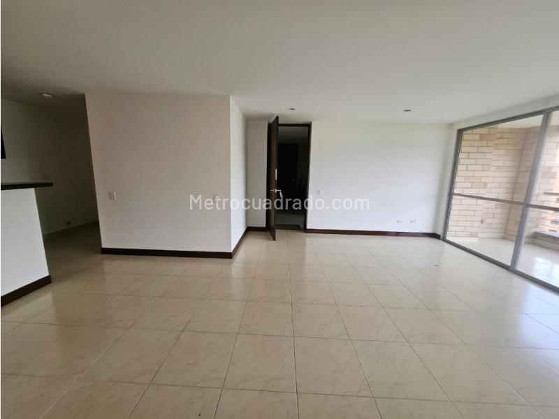 Piso – Envigado, San Mateo, Valle de Aburrá - Más