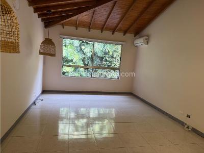 Casa de 3 alcobas en venta en La Calleja, Envigado, 250 m² · foto 10 de 20