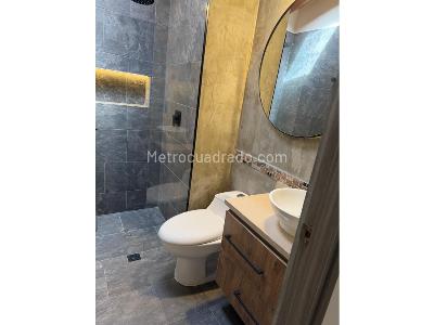 Casa de 3 alcobas en venta en La Calleja, Envigado, 250 m² · foto 18 de 20