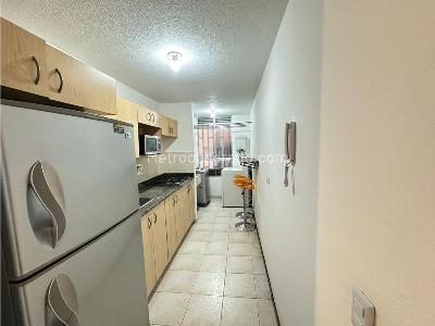 Apartamento en venta en El Poblado, Medellín · foto 3 de 20