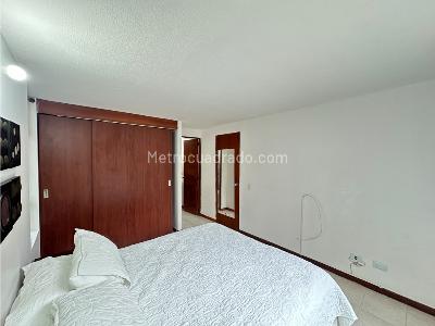 Apartamento en venta en El Poblado, Medellín · foto 7 de 20