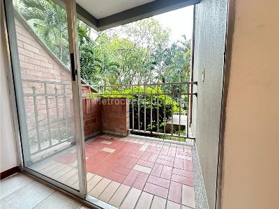 Apartamento en venta en El Poblado, Medellín · foto 12 de 20
