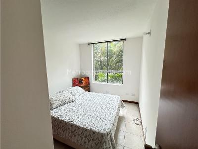 Apartamento en venta en El Poblado, Medellín · foto 14 de 20