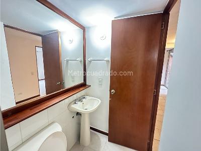 Apartamento en venta en El Poblado, Medellín · foto 15 de 20